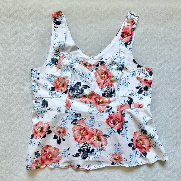 Torrid Sweetheart Babydoll Peplum Tank White Floral‎ Size 1X - Picture 2 of 7